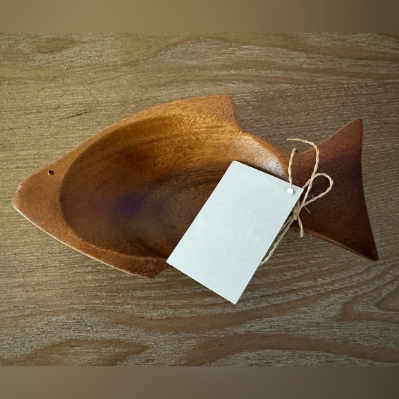 🐟 Monkeypod Hardwood Dish - Picture 7 of 7